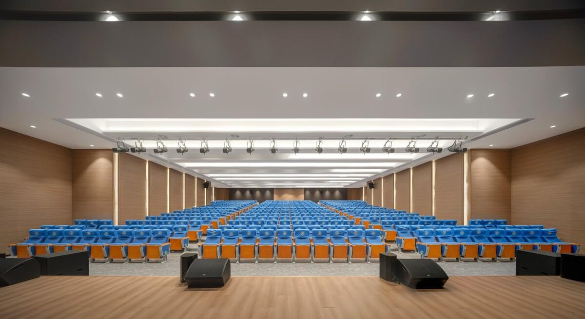 扬名实验学校 / 米丈建筑