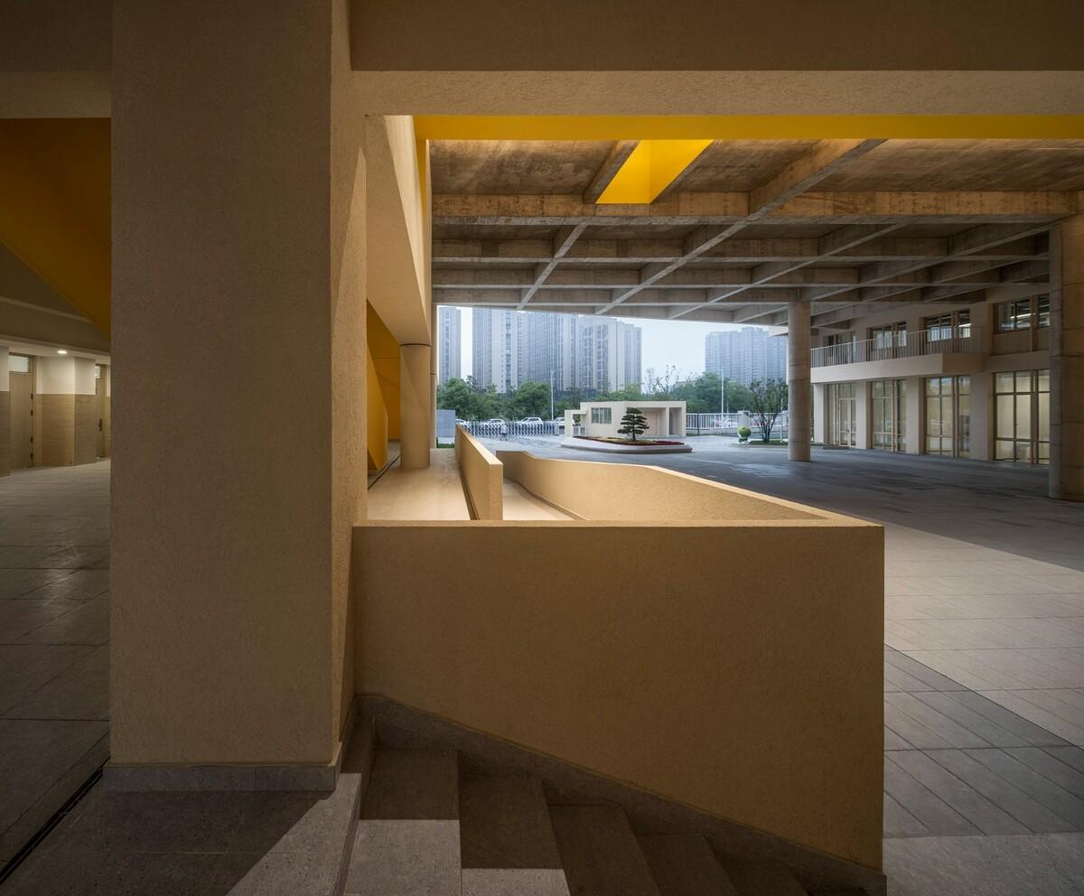 江苏省南京市文齐路小学 / 荣朝晖工作室