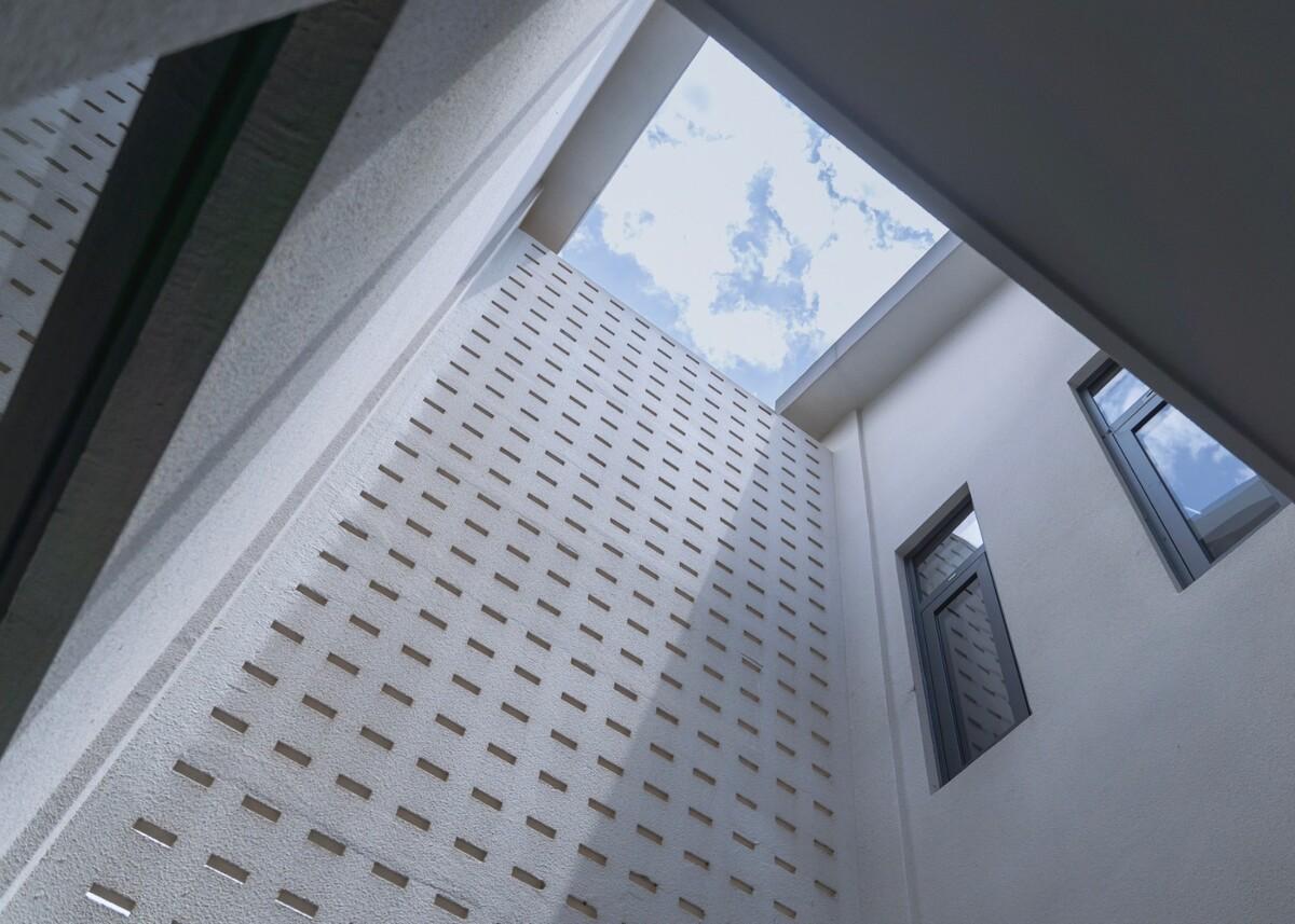 方院——工业园区里的“四合院”，云南红河州 / 素造建筑
