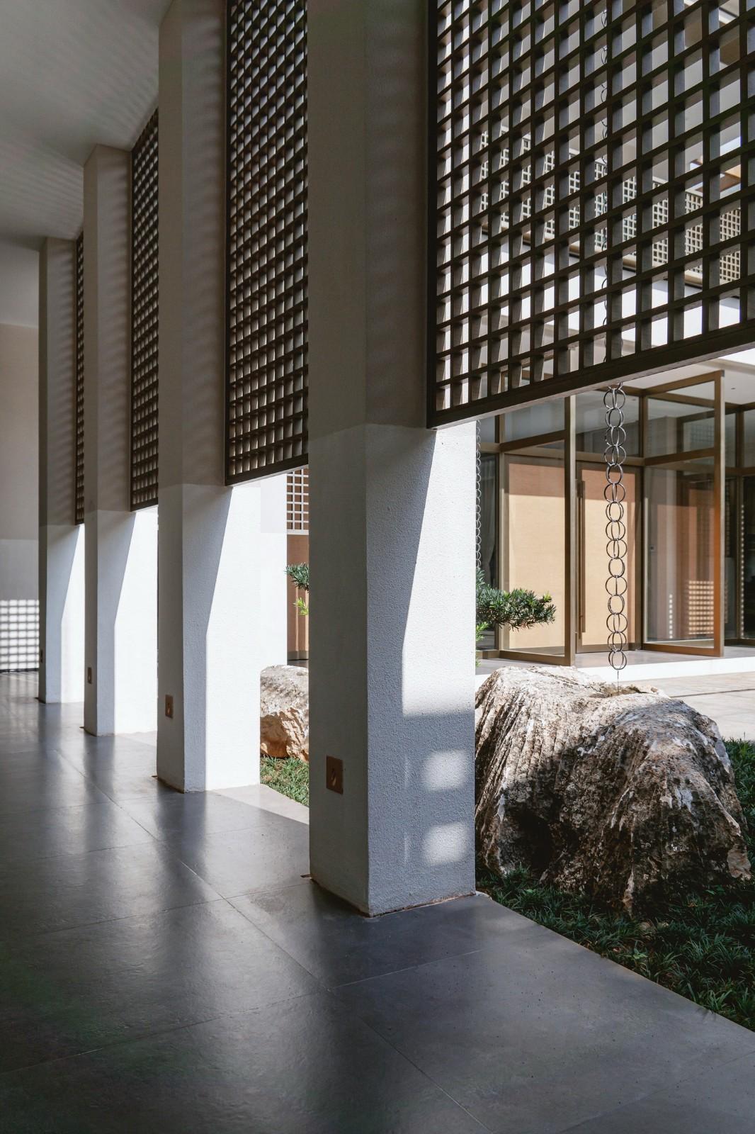 方院——工业园区里的“四合院”，云南红河州 / 素造建筑