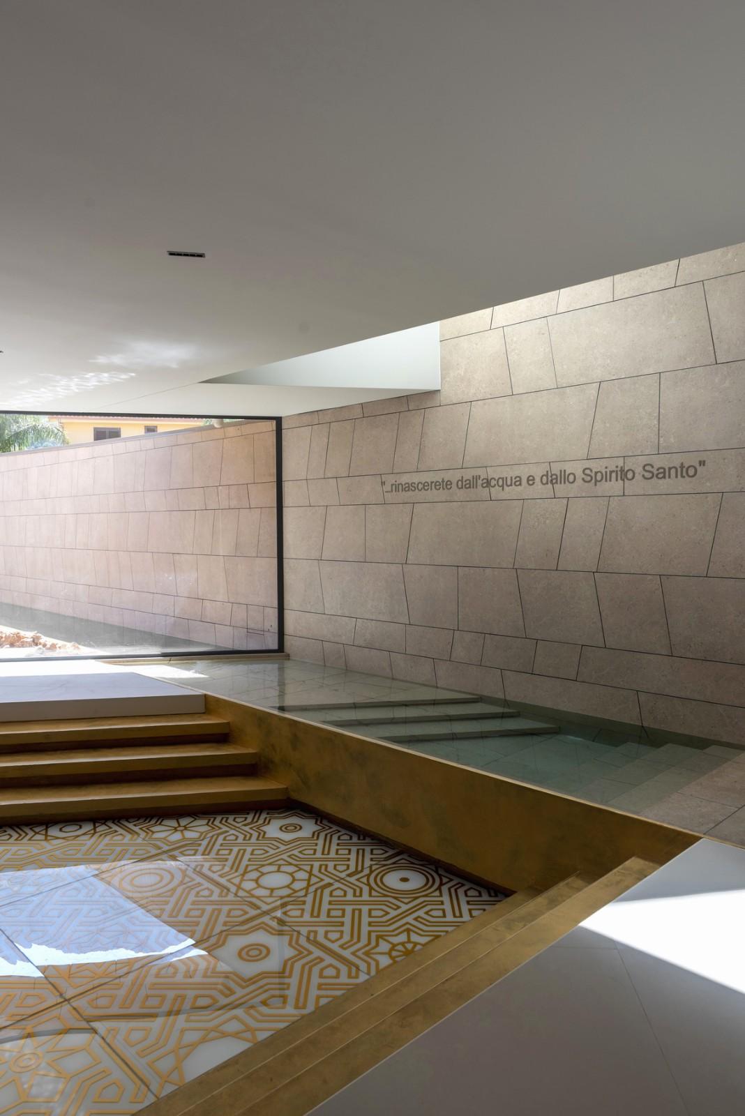 Redemptoris Mater 教堂 / Studio Kuadra