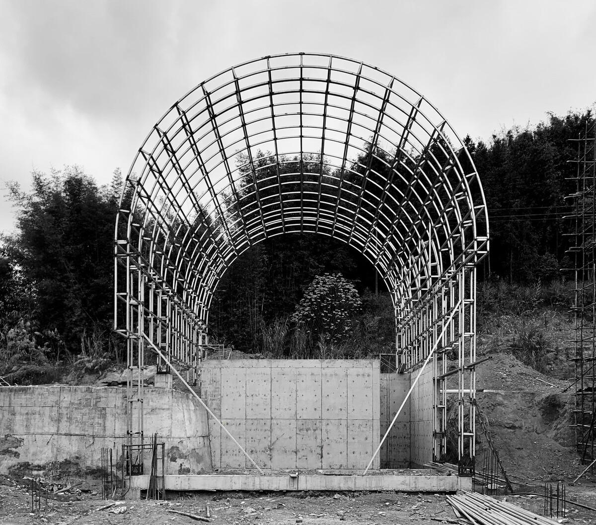 回应古寺和山水的人文居所：清远慈湖书院  / 城外建筑