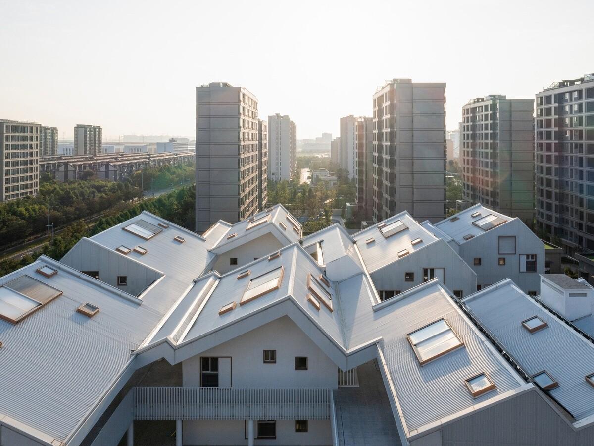 上海市蓝湾幼儿园 / 华东建筑设计研究院 丁顺团队