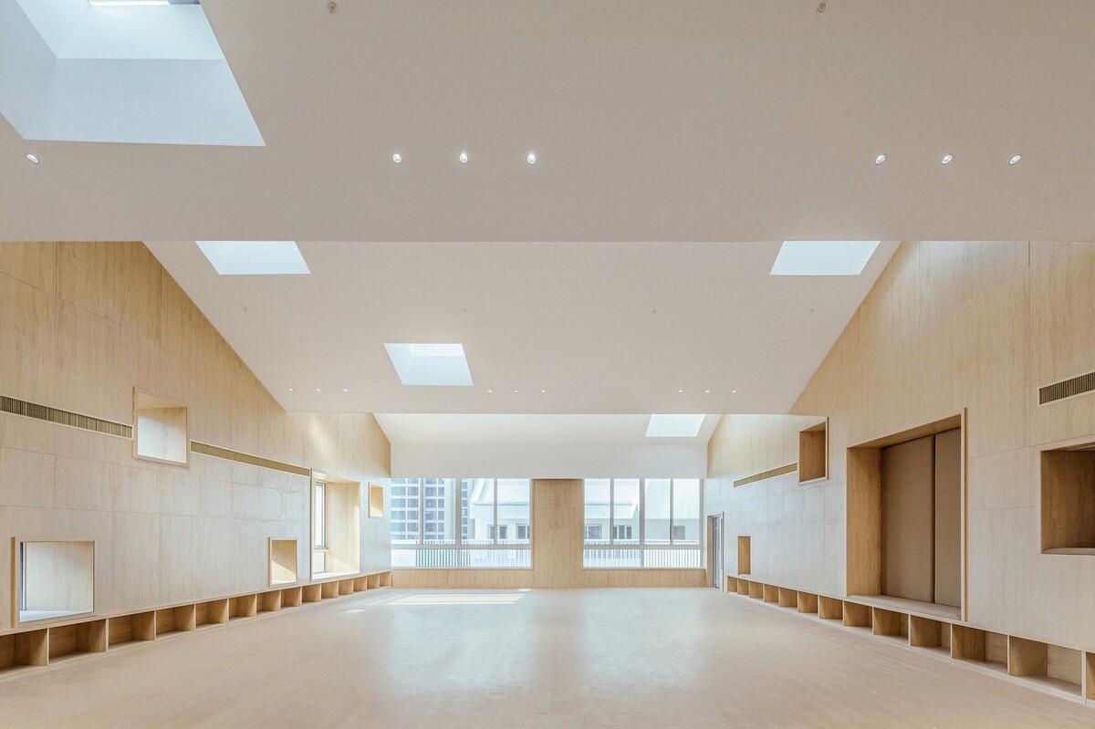 上海市蓝湾幼儿园 / 华东建筑设计研究院 丁顺团队