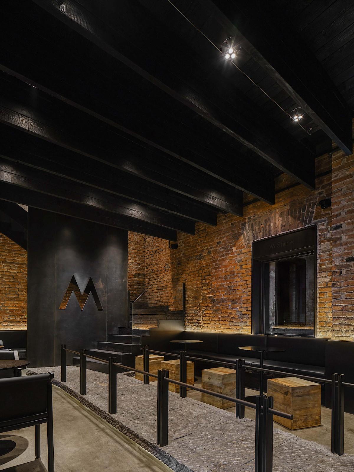 「百年对谈」M stand-青岛银鱼巷旗舰店 / 平衡空间设计