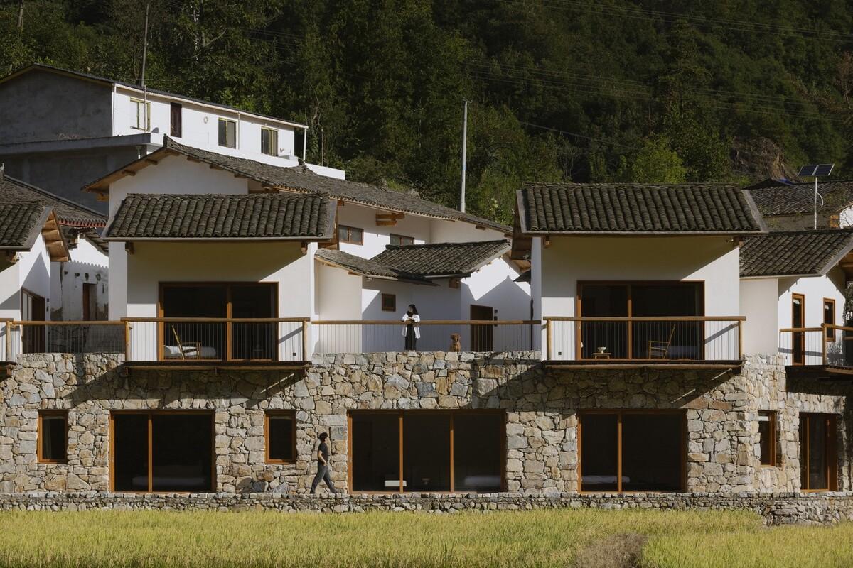 鹿柴山集 精品民宿 / 小大建筑