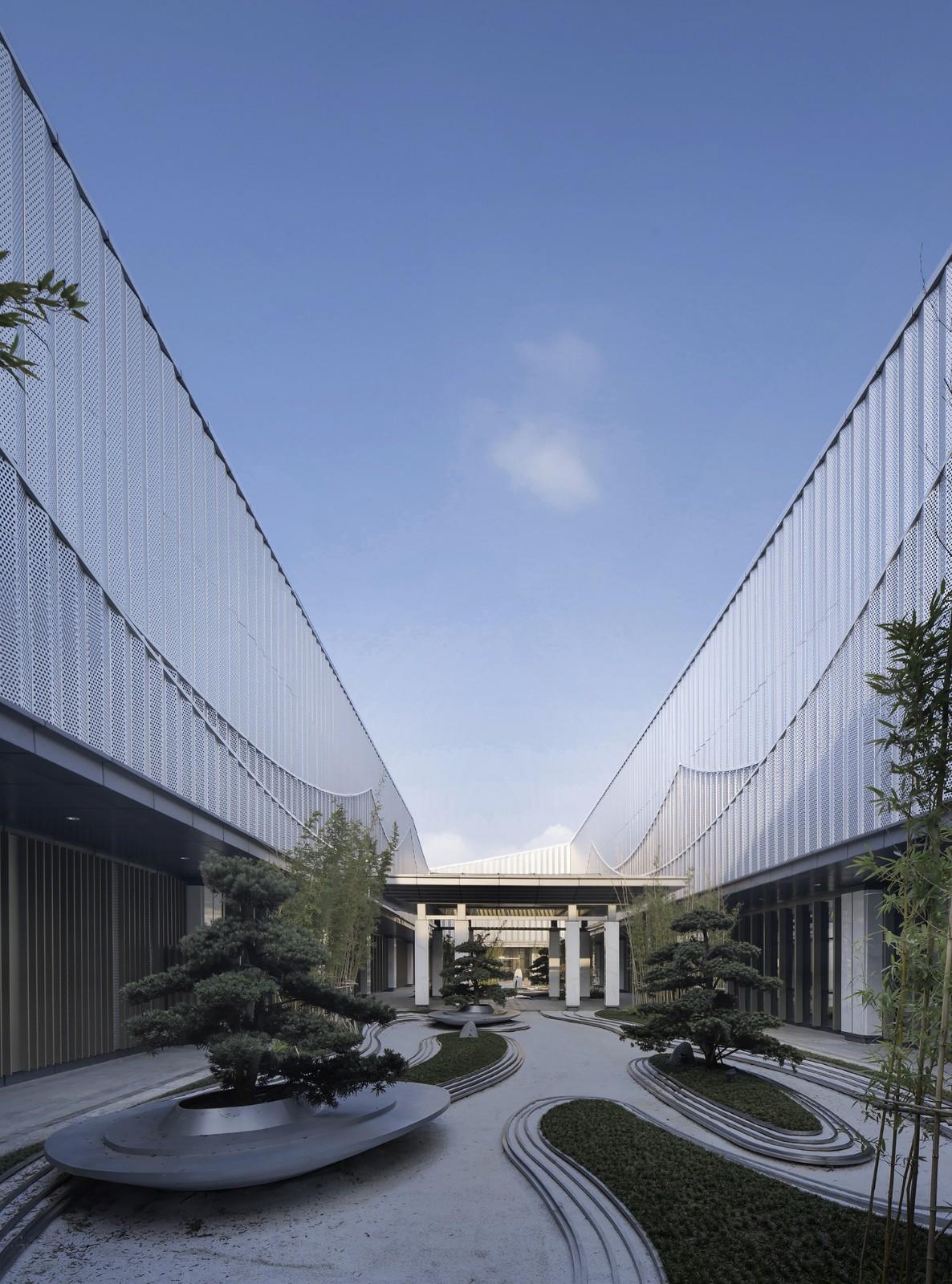 长沙国际会议中心：水云潇湘 翰墨中华 / 华南理工大学建筑设计研究院有限公司