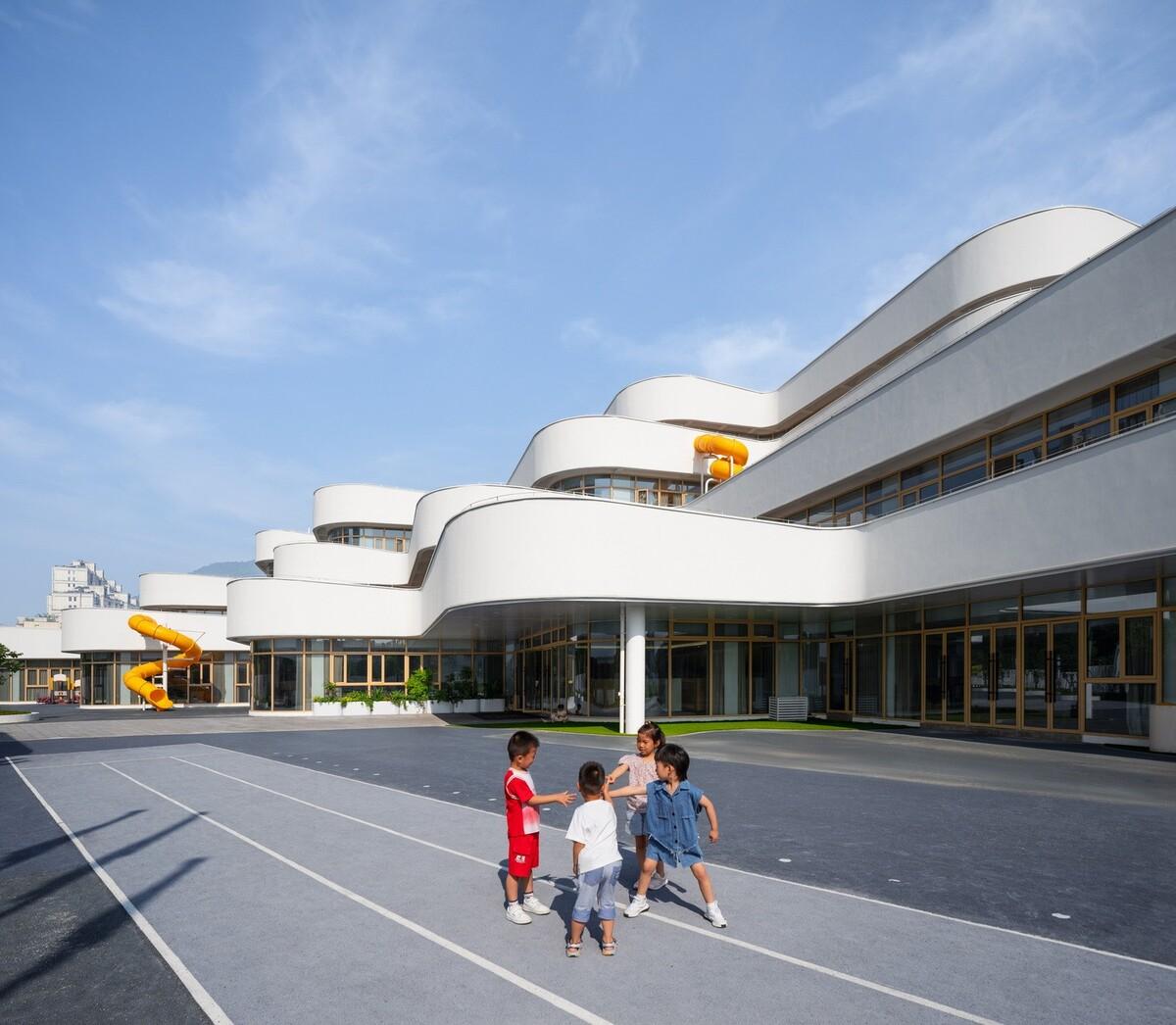  临海市协成幼儿园 / 任天建筑工作室