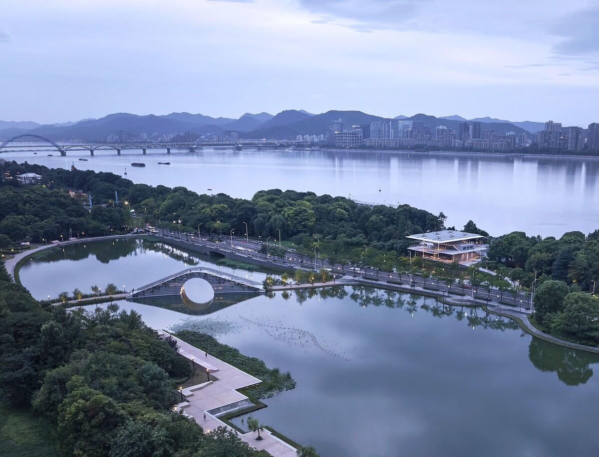 杭州滨江公共空间·涧石驿与停云驿 / 同济原作设计工作室