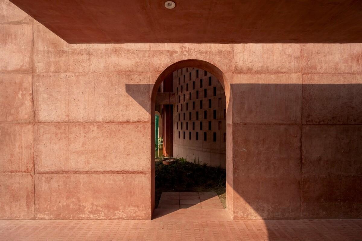 泽本内萨清真寺 / Studio Morphogenesis