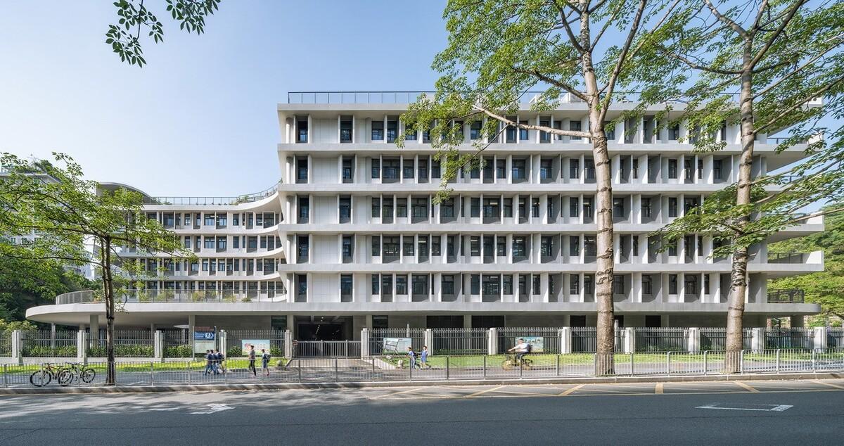 景龙小学 / 非常建筑