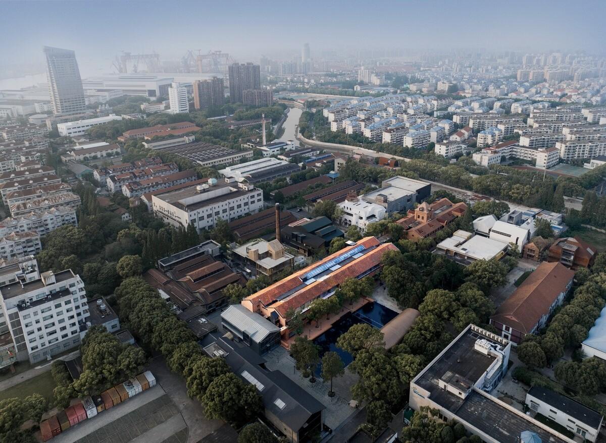 动力车间 / 本哲建筑 