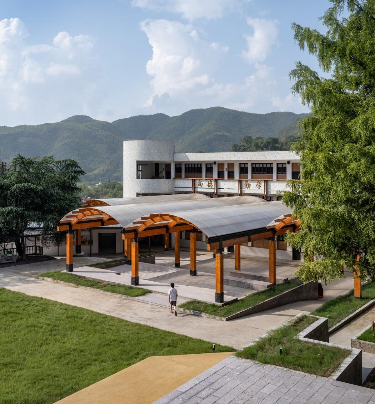 绍兴孙岙小学改造 / 造作建筑