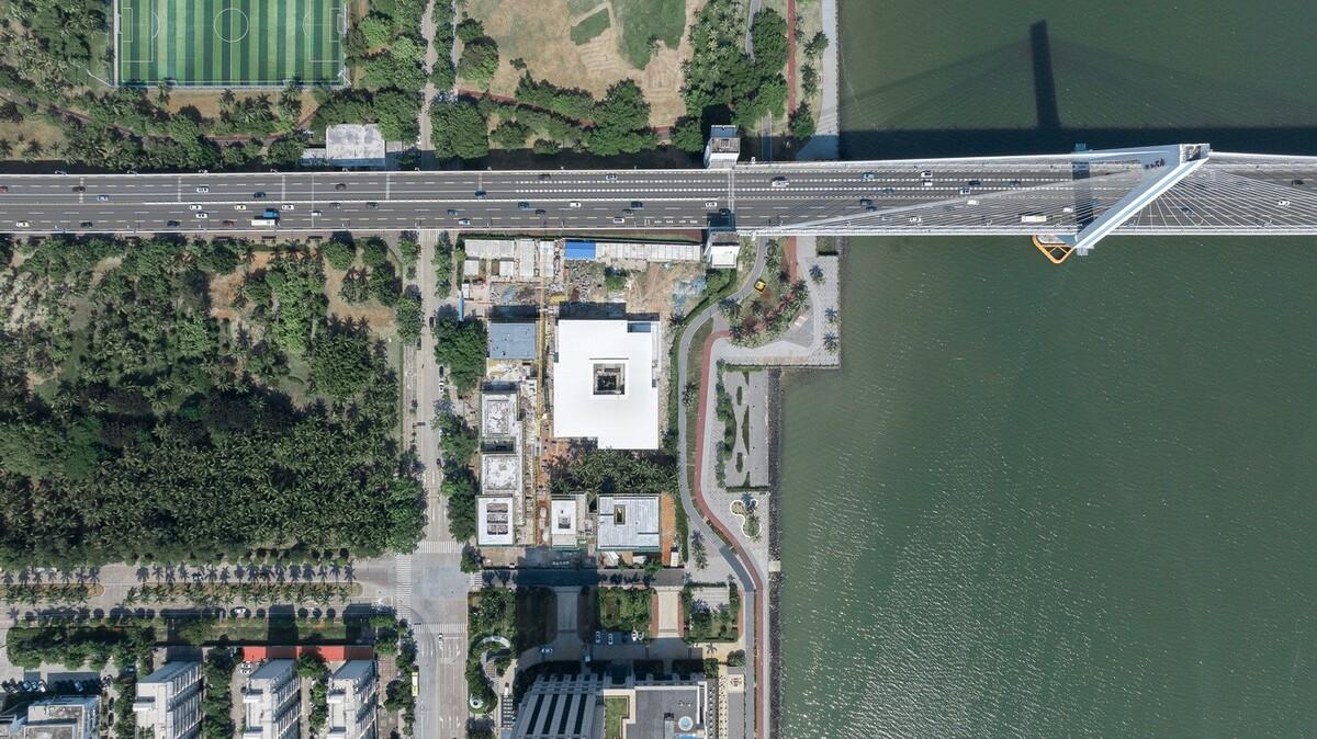 世纪海角商业街 / 大料建筑
