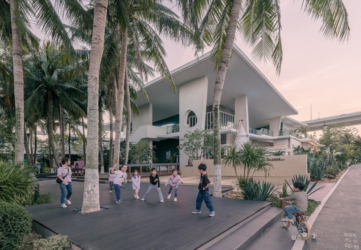 世纪海角商业街 / 大料建筑