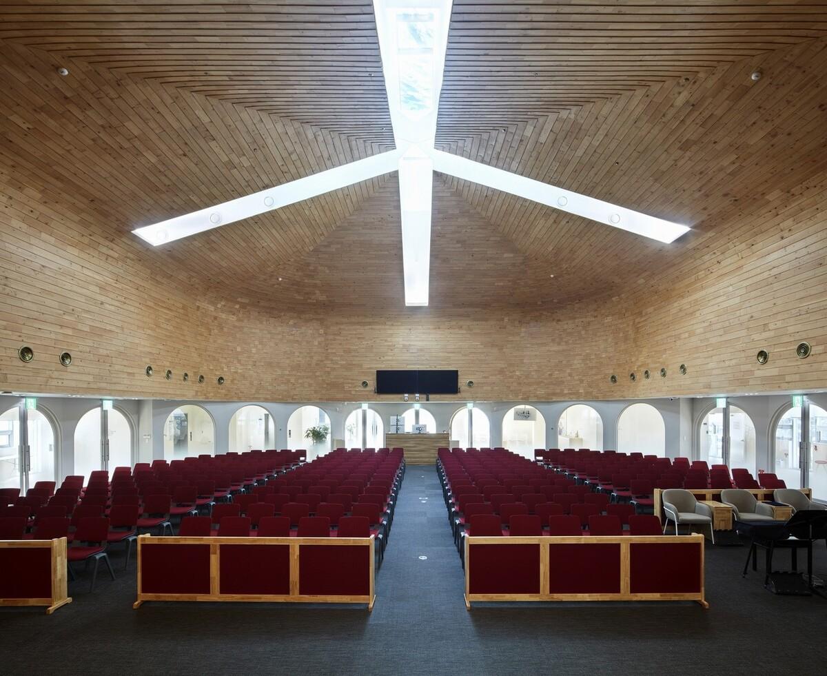 永宗岛恩诺里教堂 / shinslab architecture