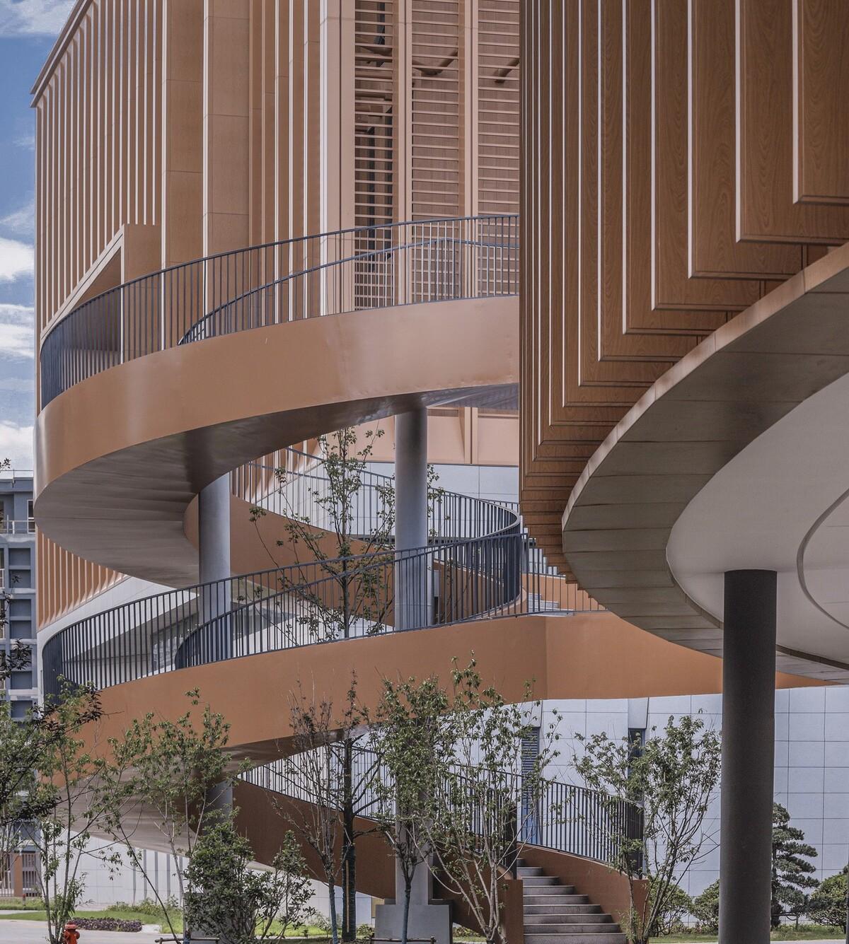 江苏省梅村高级中学空港分校 / 华南理工大学建筑设计研究院