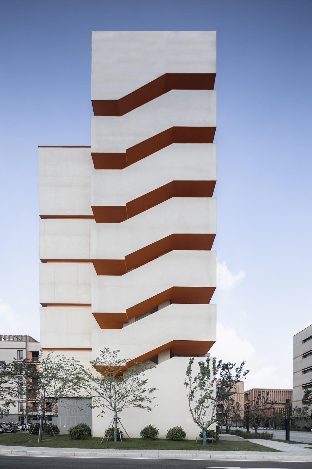 江苏省梅村高级中学空港分校 / 华南理工大学建筑设计研究院