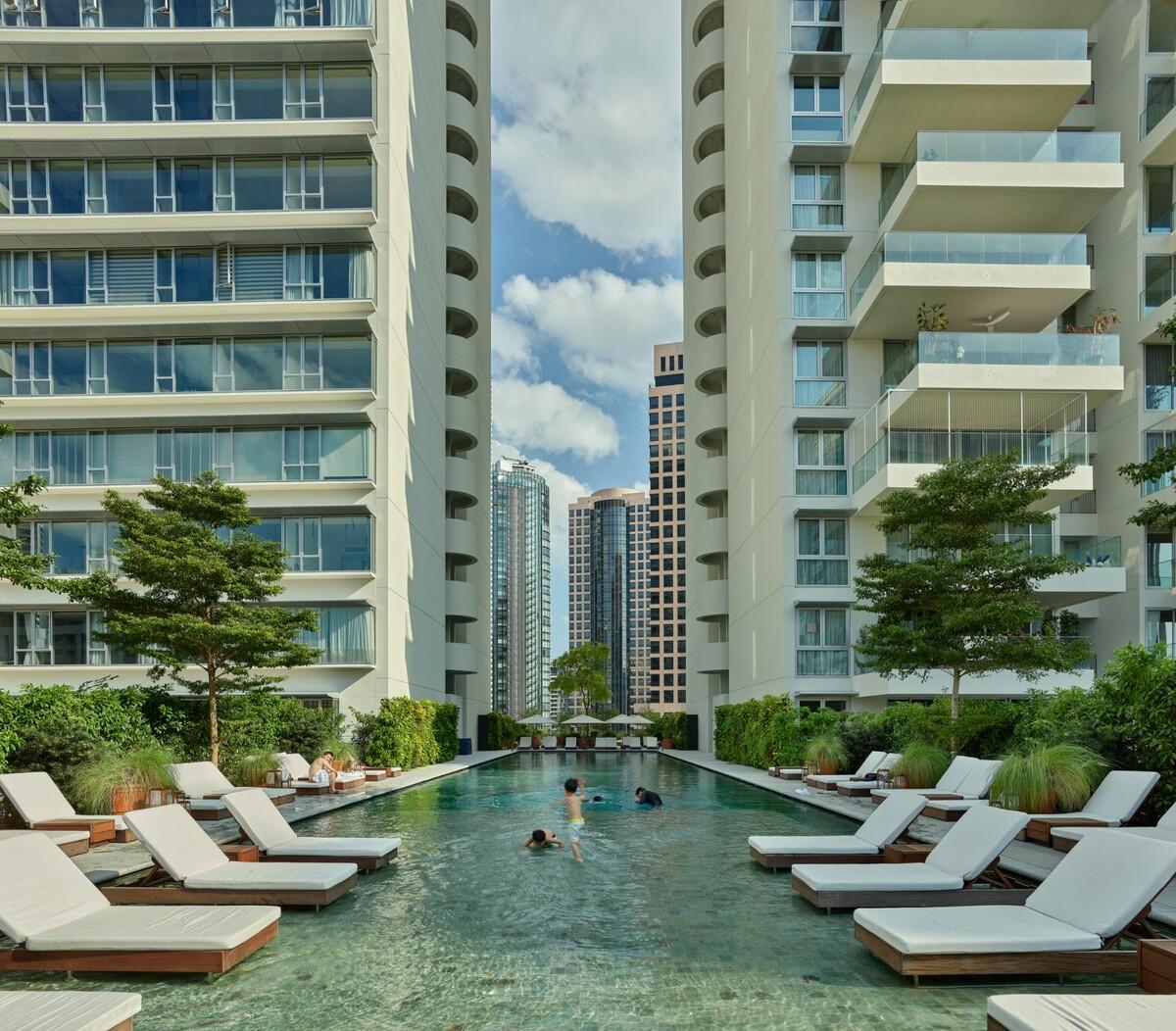 铂瑞雅居与新加坡艾迪逊酒店 / 萨夫迪建筑事务所