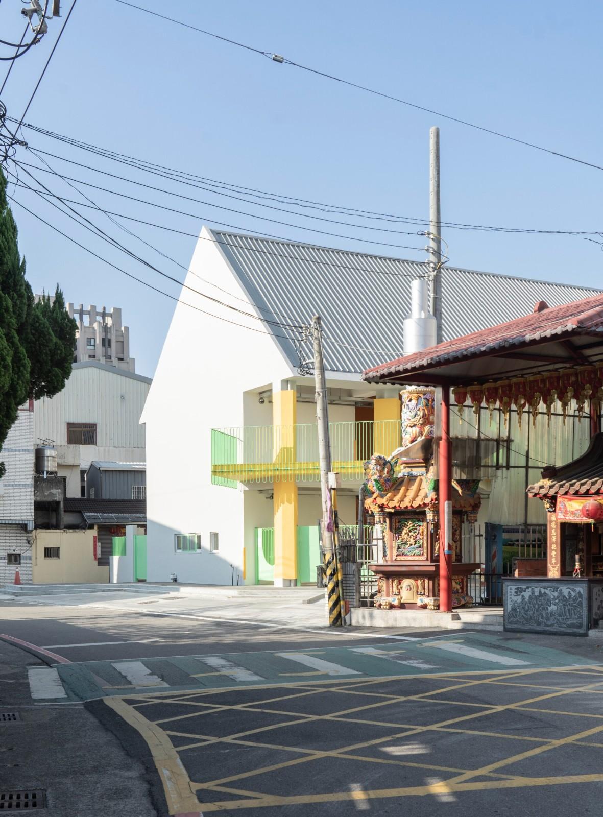 Tung Yuan 幼儿园 / office aaa