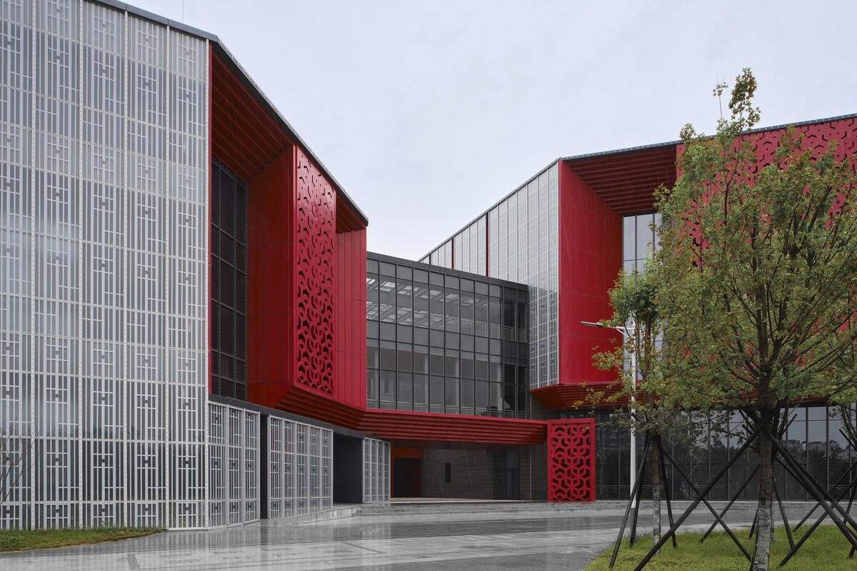 山东省菏泽市郓城文化艺术中心 / 天津大学设计总院·顾志宏工作室