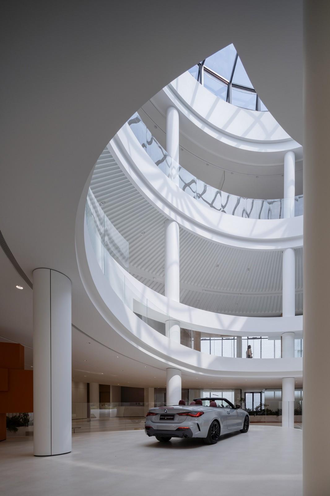 充分考虑在地化和适应性，打造BMW宝马“绿星灯塔” / ARCHIHOPE