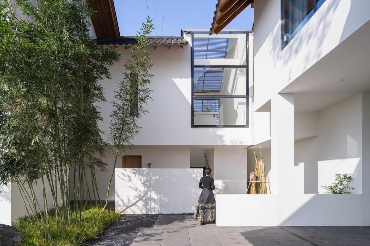 跨越千年农耕生活的对谈：新都·百草香庐 / 小隐建筑