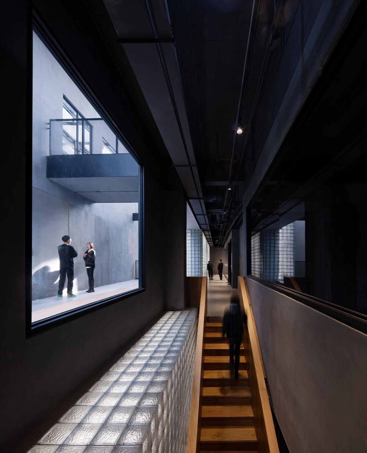 远舰·EKA天物，上海 / 本哲建筑