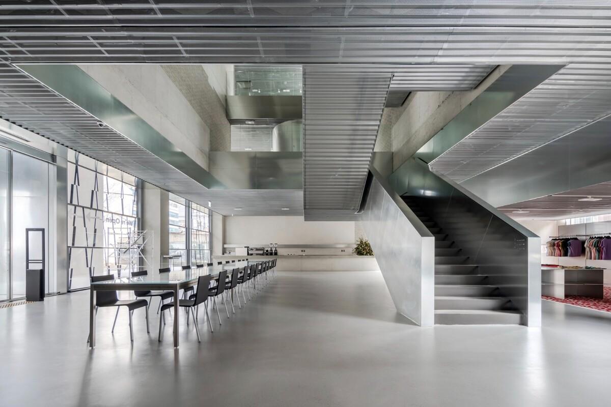 W‐Mission 总部 / Behet Bondzio Lin Architekten