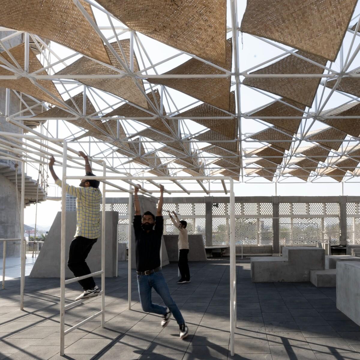 第三空间文化学习中心 / Studio Saar