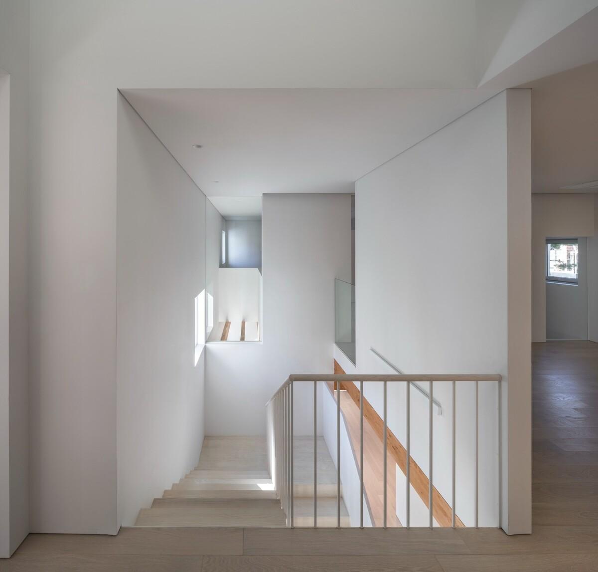 Seoripul 树屋 / Soltozibin Architects