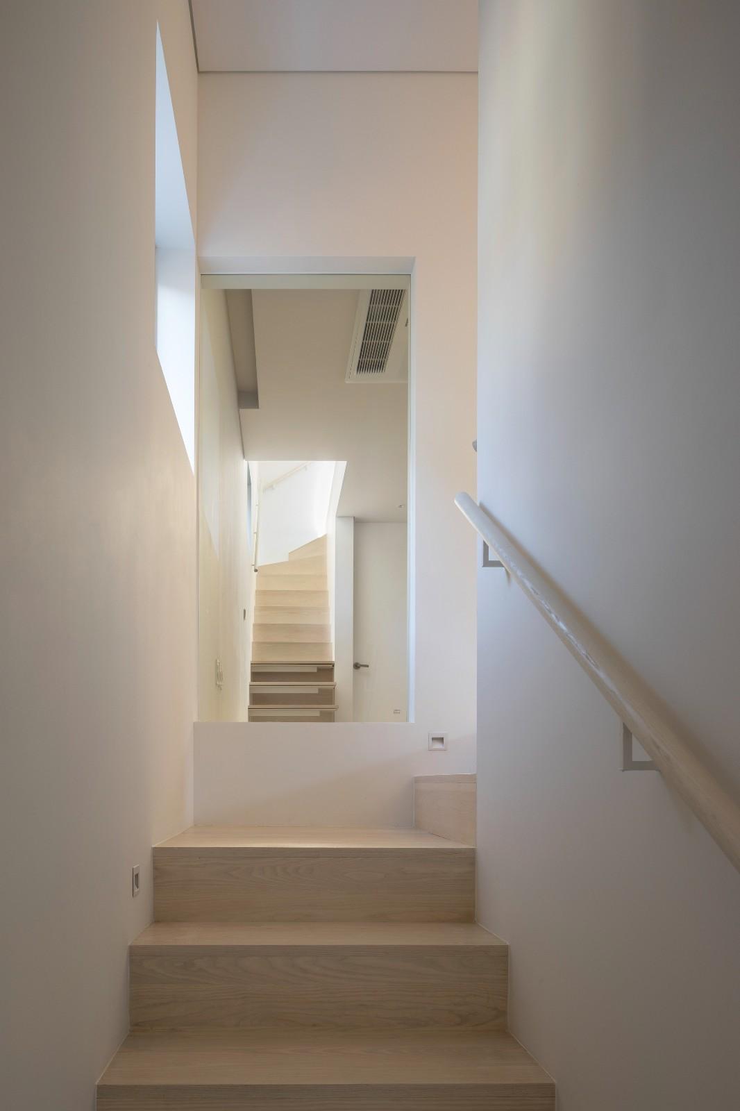 Seoripul 树屋 / Soltozibin Architects