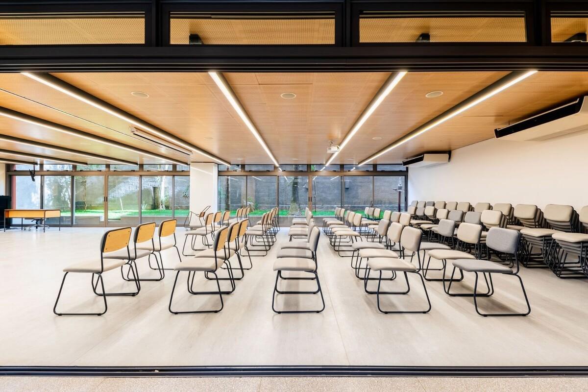 鲁道夫斯坦纳大学 / Biselli Katchborian Arquitetos