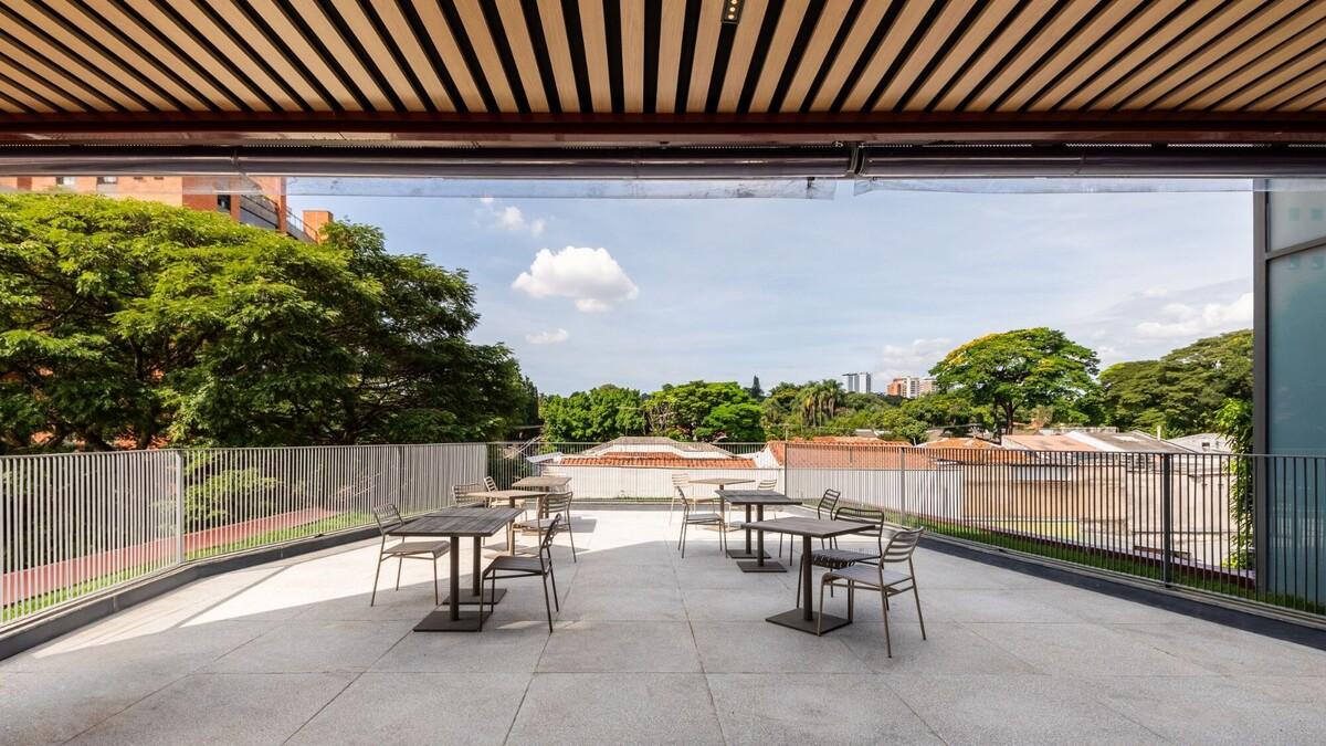 鲁道夫斯坦纳大学 / Biselli Katchborian Arquitetos