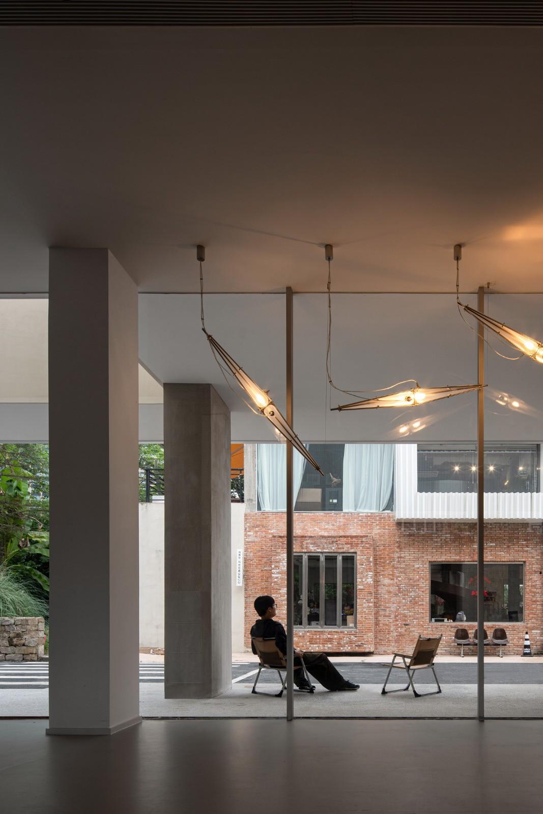 Maison Joseph 滨江旗舰店 / 森上建筑