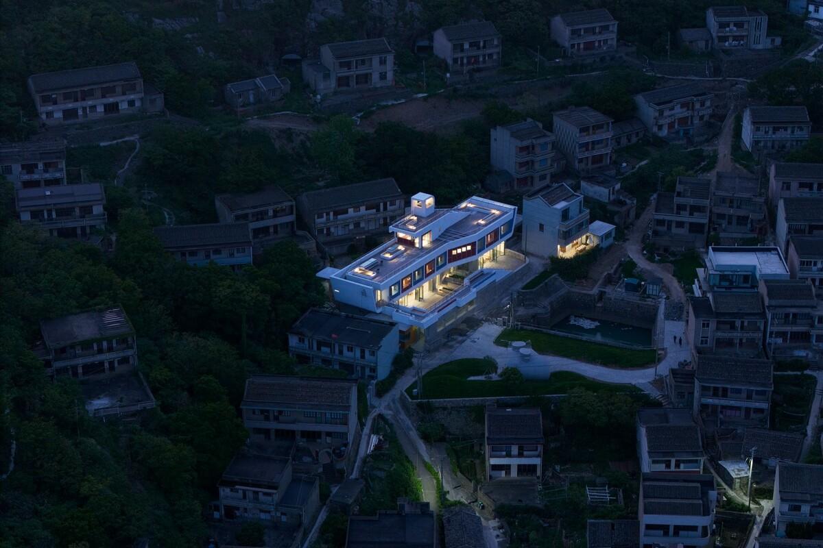 孤岛浮舟：舟山柴山岛托老所 / 孟凡浩-line+建筑事务所