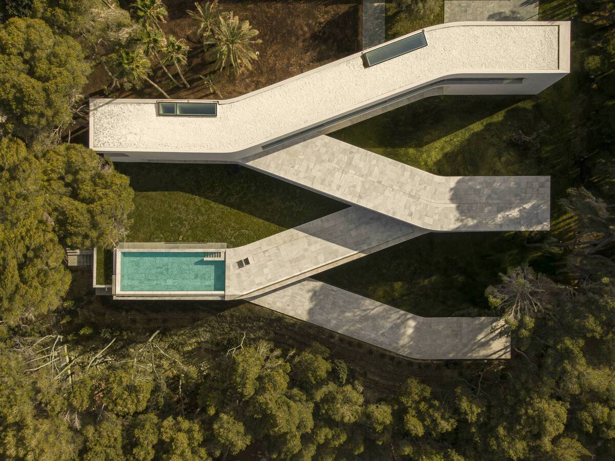 Sabater 别墅 / Fran Silvestre Arquitectos