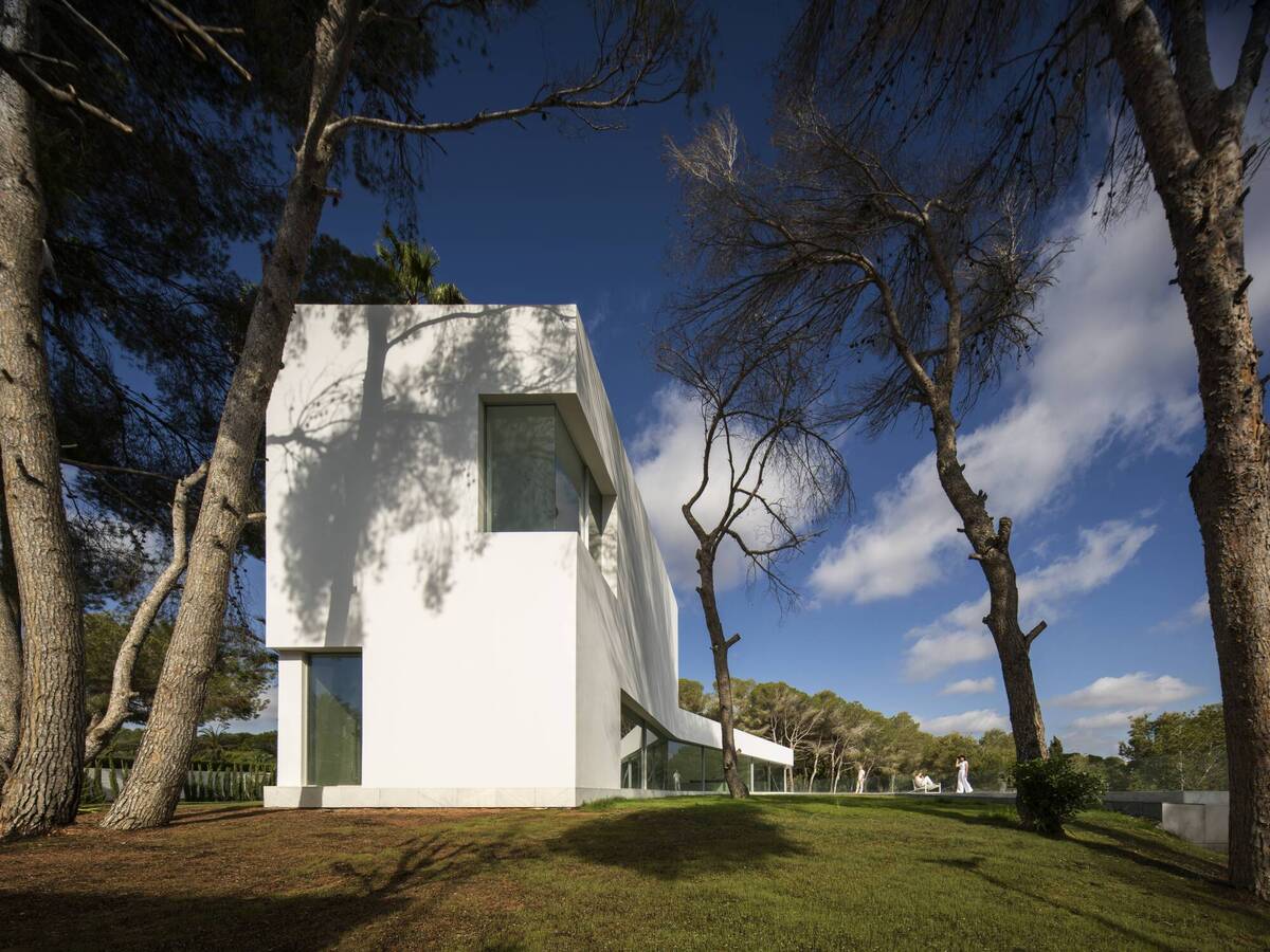 Sabater 别墅 / Fran Silvestre Arquitectos