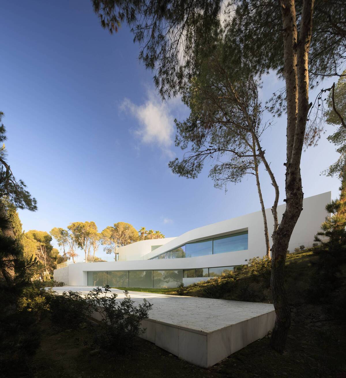 Sabater 别墅 / Fran Silvestre Arquitectos