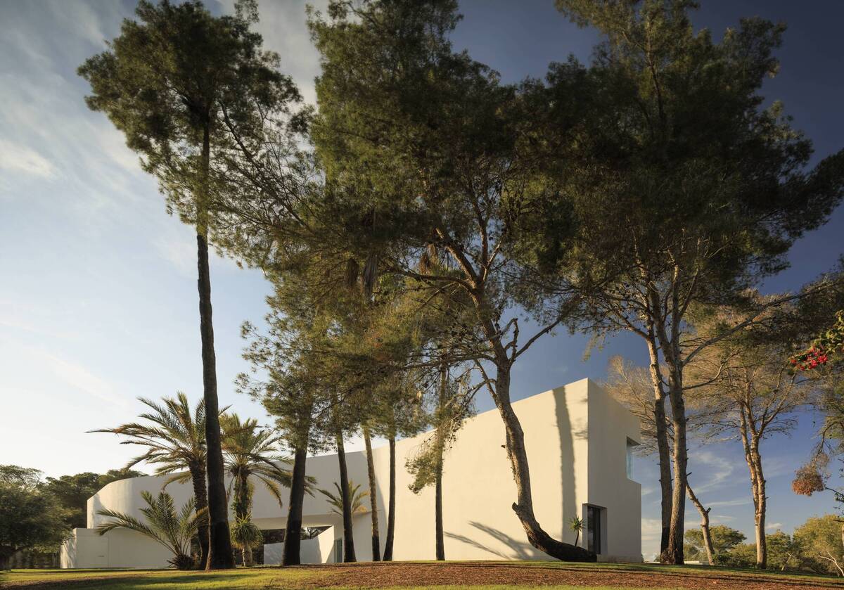 Sabater 别墅 / Fran Silvestre Arquitectos