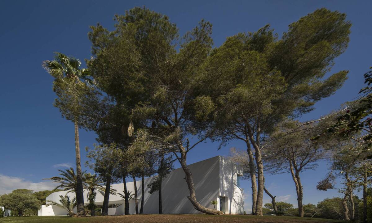 Sabater 别墅 / Fran Silvestre Arquitectos