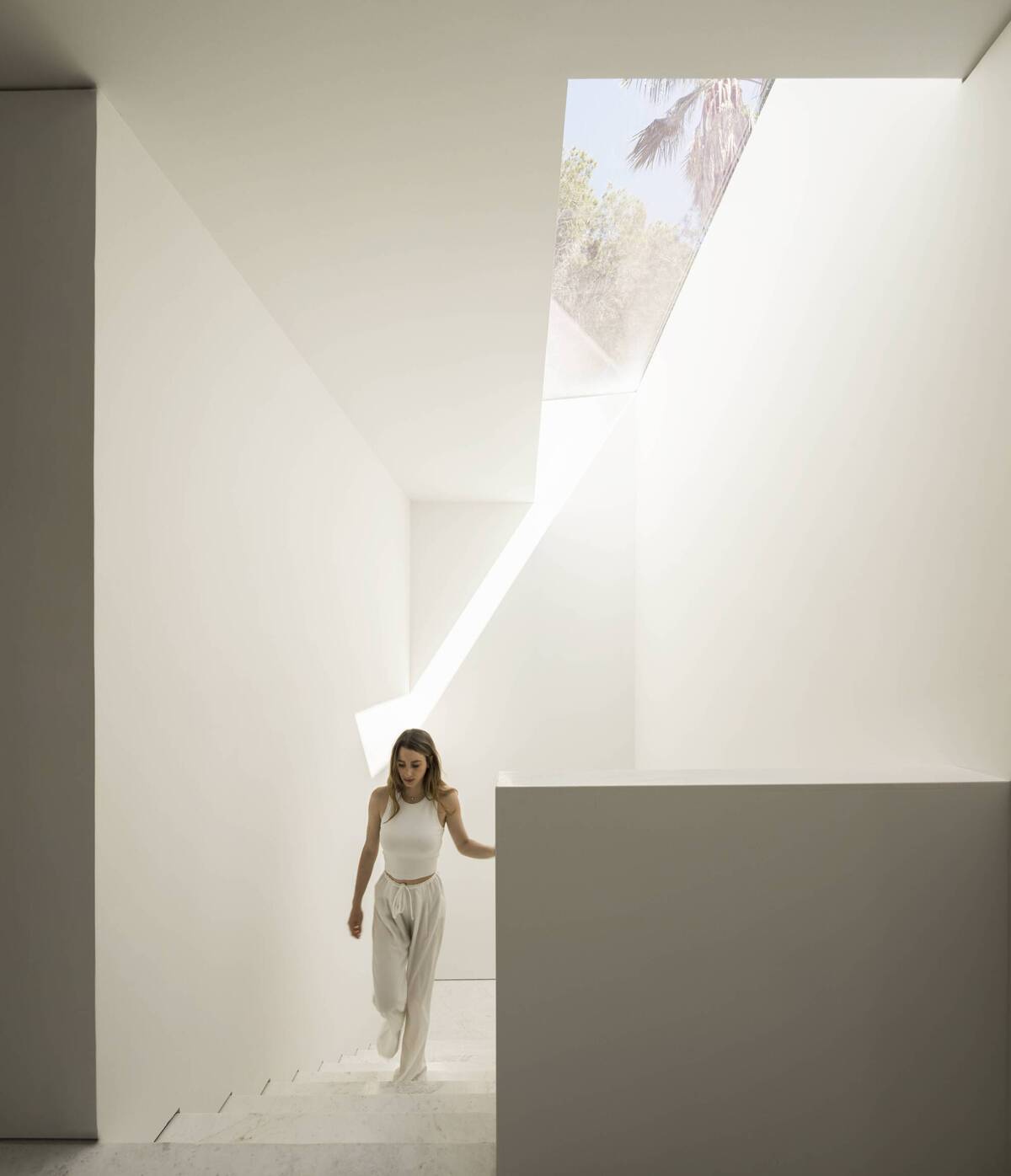 Sabater 别墅 / Fran Silvestre Arquitectos