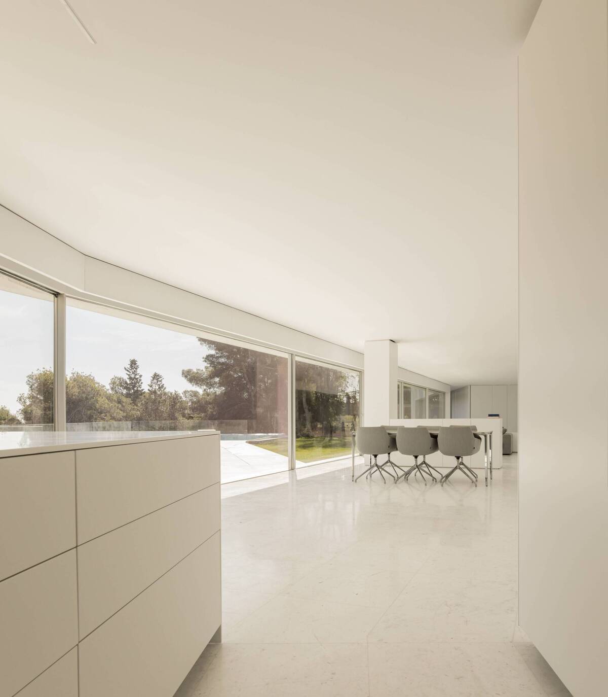 Sabater 别墅 / Fran Silvestre Arquitectos