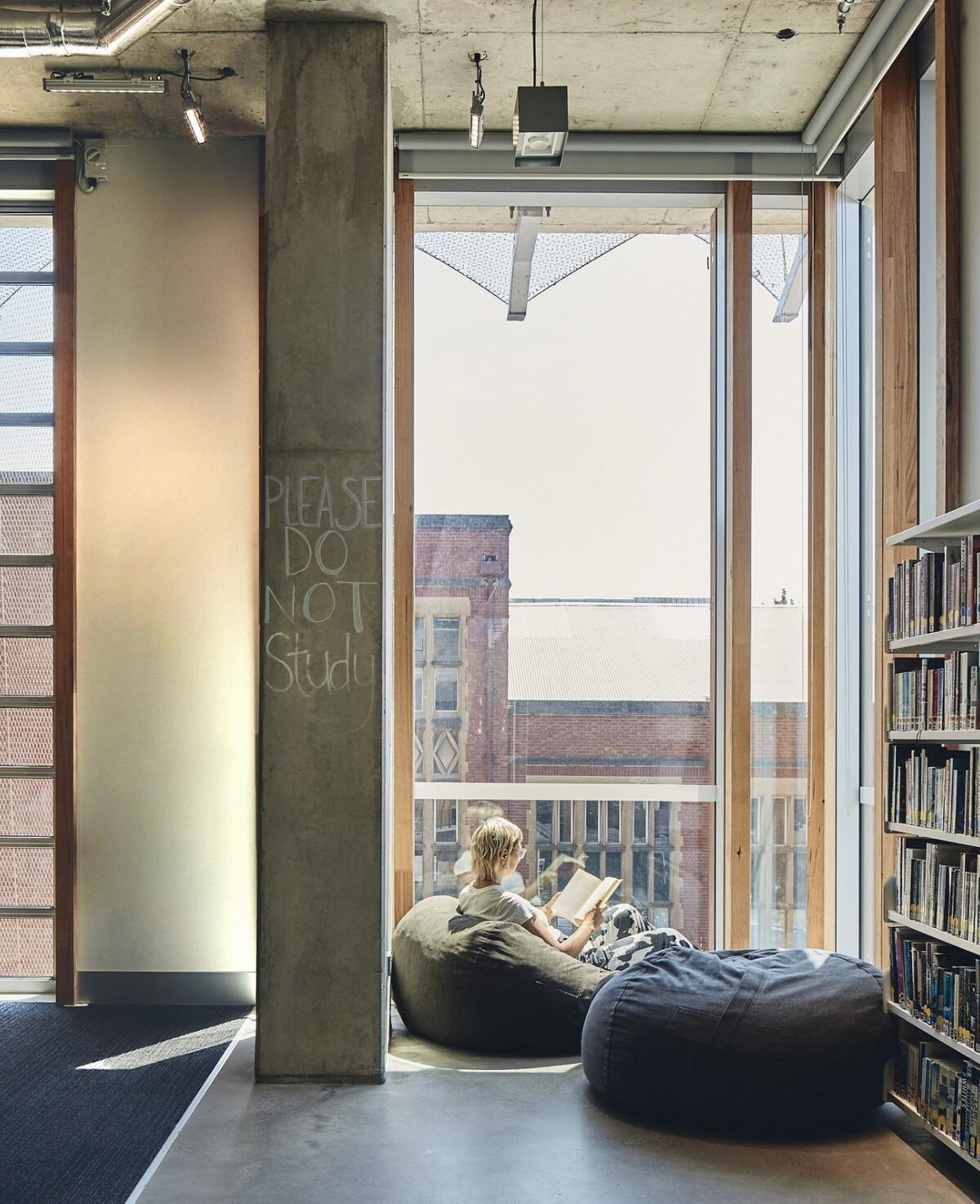 墨尔本大学学生活动中心 / KoningEizenberg Architecture