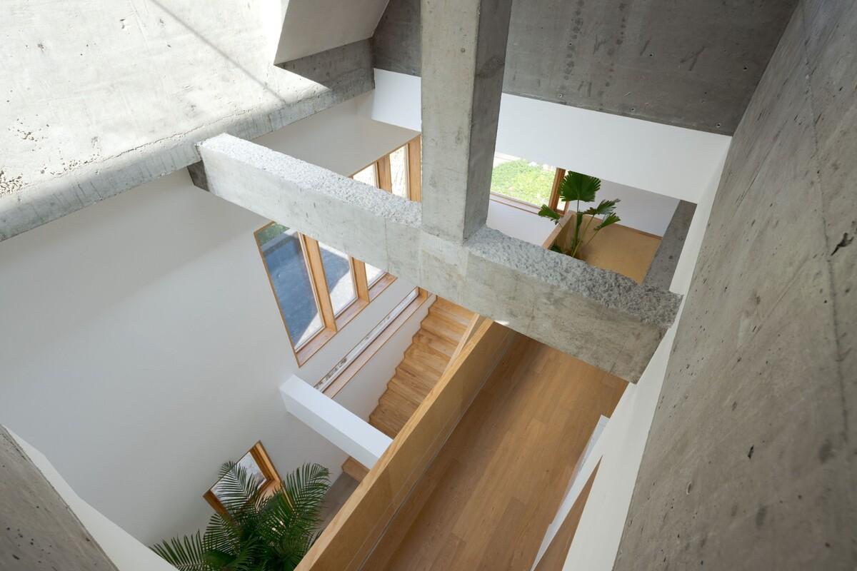小南居 / 直距建筑