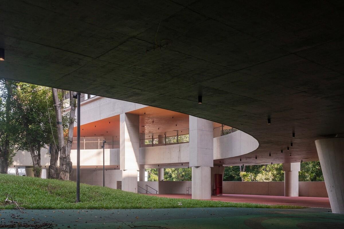 深圳荔园外国语小学 / 直向建筑