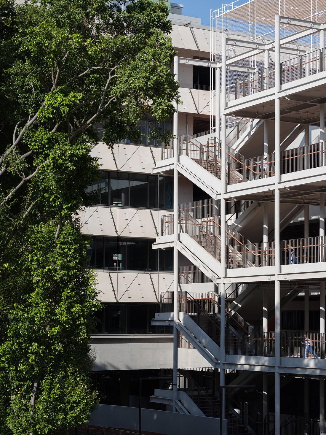 深圳荔园外国语小学 / 直向建筑