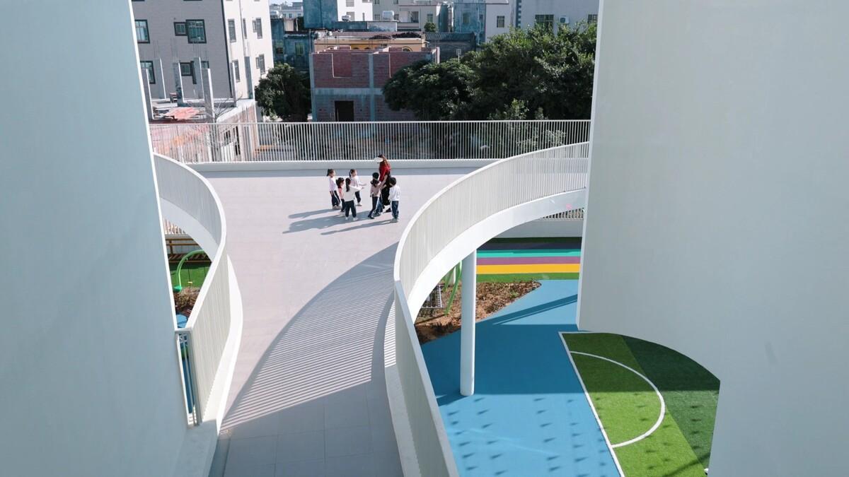 阳西县沙扒镇书村幼儿园 / 华南理工大学建筑设计研究院