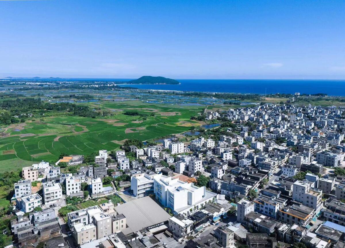 阳西县沙扒镇书村幼儿园 / 华南理工大学建筑设计研究院