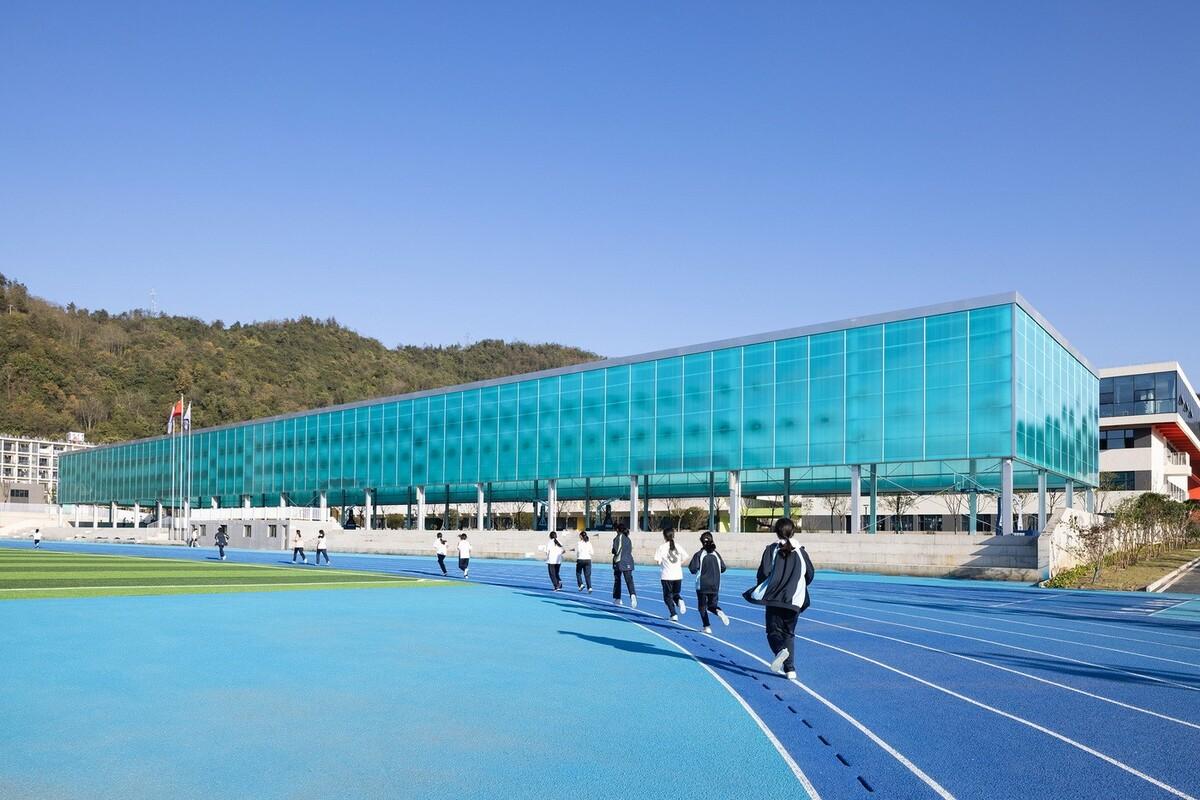 南山五福堂高级中学 / 小写建筑